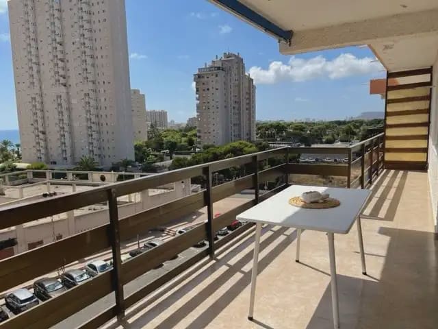 Piso de 1 habitación en Playa de Muchavista, El Campello en alquiler con piscina garaje - 1.200 € (Ref: 9863593)