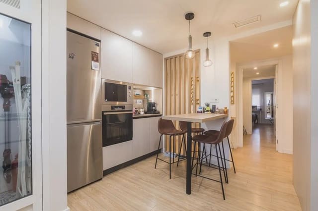 2 camera da letto Appartamento in vendita in Paus - Poligono San Blas, Alicante città con piscina garage - 308.900 € (Rif: 9863954)
