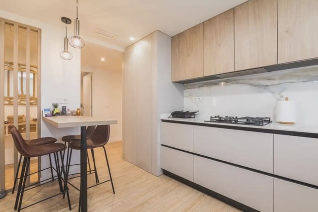 2 camera da letto Appartamento in vendita in Paus - Poligono San Blas, Alicante città con piscina garage - 308.900 € (Rif: 9863954)