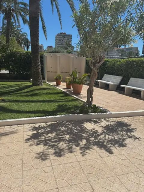 1 slaapkamer Flat te huur in Alicante stad met garage - € 1.000 (Ref: 9880324)