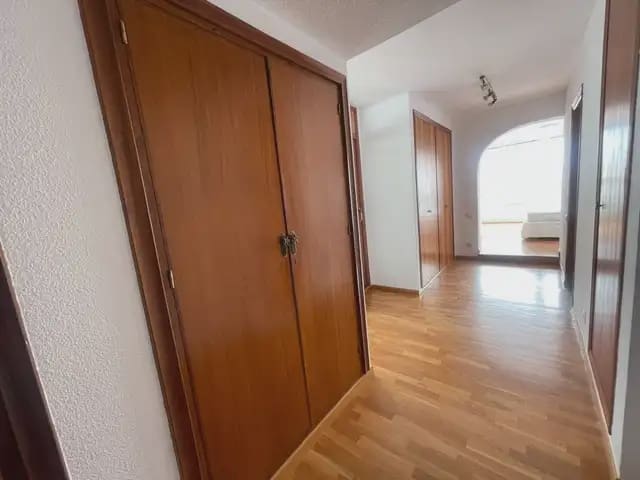 Piso de 3 habitaciones en Alicante / Alacant ciudad en alquiler - 1.650 € (Ref: 9880325)