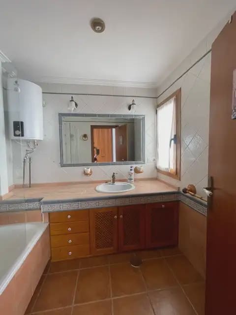 Piso de 3 habitaciones en Alicante / Alacant ciudad en alquiler - 1.650 € (Ref: 9880325)