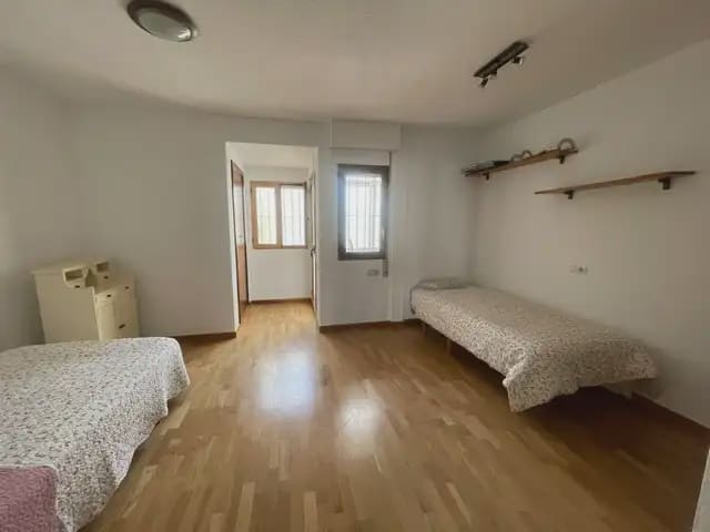 Piso de 3 habitaciones en Alicante / Alacant ciudad en alquiler - 1.650 € (Ref: 9880325)