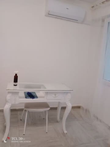 Kontor til salg i Alipark, Alicante by - € 150.000 (Ref: 9880455)