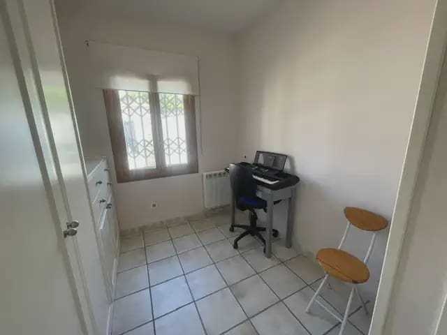 3 soveværelse Villa til salg i El Campello med swimmingpool garage - € 469.000 (Ref: 9883866)