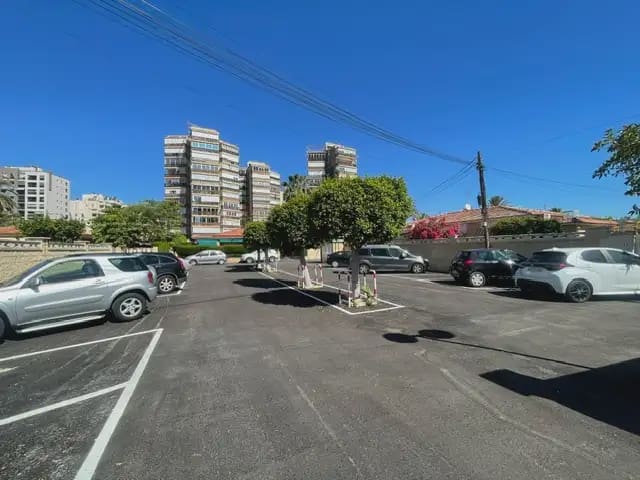 3 soveværelse Villa til salg i El Campello med swimmingpool garage - € 469.000 (Ref: 9883866)