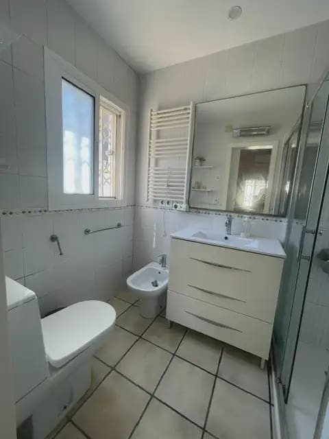 3 soveværelse Villa til salg i El Campello med swimmingpool garage - € 469.000 (Ref: 9883866)