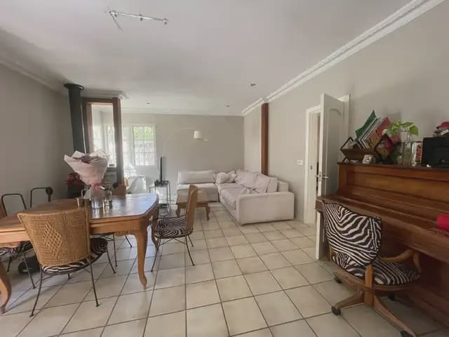3 soveværelse Villa til salg i El Campello med swimmingpool garage - € 469.000 (Ref: 9883866)