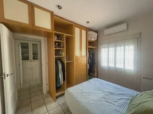 3 soveværelse Villa til salg i El Campello med swimmingpool garage - € 469.000 (Ref: 9883866)