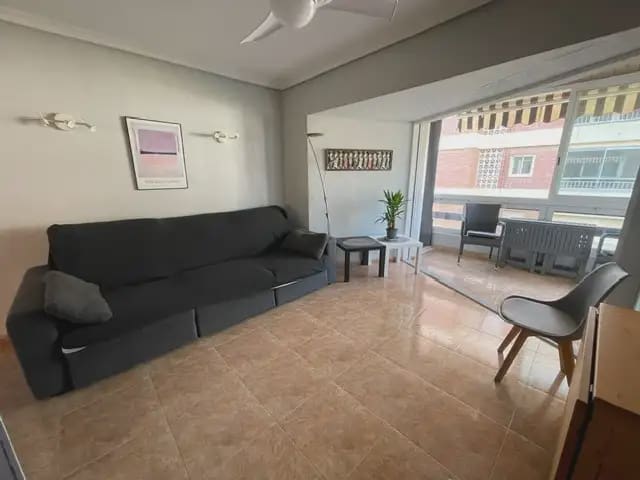 2 camera da letto Appartamento da affittare in Alicante citta con piscina garage - 900 € (Rif: 9895654)