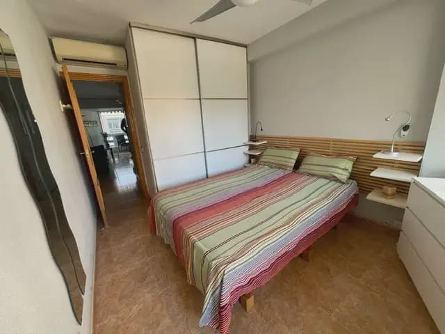 2 camera da letto Appartamento da affittare in Alicante citta con piscina garage - 900 € (Rif: 9895654)