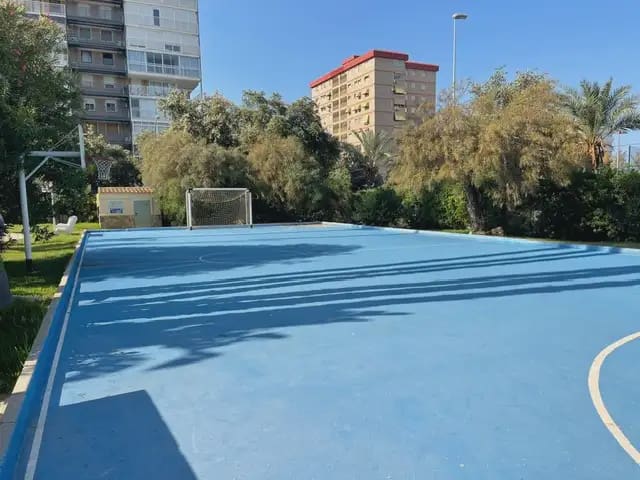 2 camera da letto Appartamento da affittare in Alicante citta con piscina garage - 900 € (Rif: 9895654)