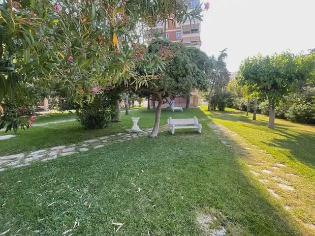 2 camera da letto Appartamento da affittare in Alicante citta con piscina garage - 900 € (Rif: 9895654)