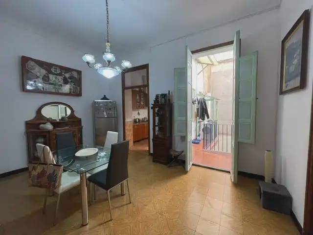 3 bedroom Flat for sale in Alicante / Alacant city - € 425,000 (Ref: 9895655)