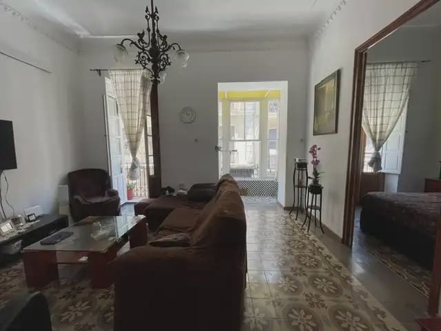 3 bedroom Flat for sale in Alicante / Alacant city - € 425,000 (Ref: 9895655)