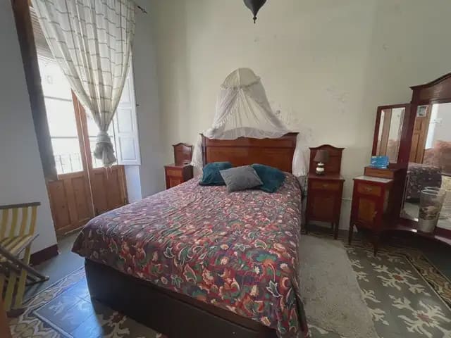 3 bedroom Flat for sale in Alicante / Alacant city - € 425,000 (Ref: 9895655)