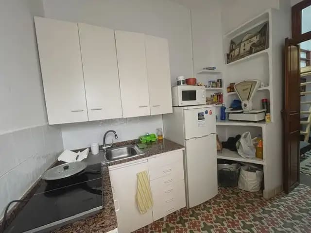 3 bedroom Flat for sale in Alicante / Alacant city - € 425,000 (Ref: 9895655)