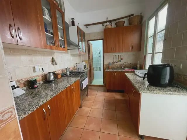 3 bedroom Flat for sale in Mercado, Alicante / Alacant city - € 425,000 (Ref: 9895655)