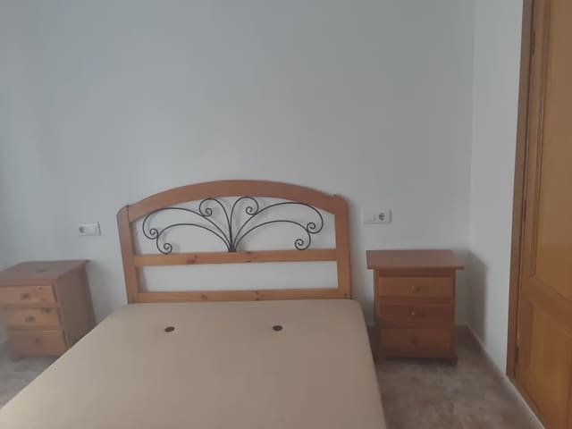 Appartement de 3 chambres à louer à Virgen del Remedio - Parque lo Morant, Alicante ville avec piscine garage - 950 € (Ref: 9898606)