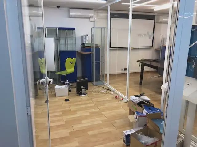 Komercyjne do wynajęcia w Miasto Alicante / Alacant - 2 800 € (Ref: 9902581)