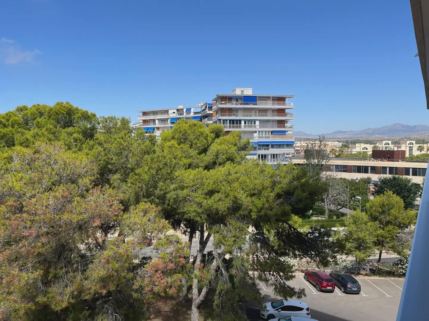 3 bedroom Flat for sale in Alicante / Alacant city with pool garage - € 370,000 (Ref: 9912273)