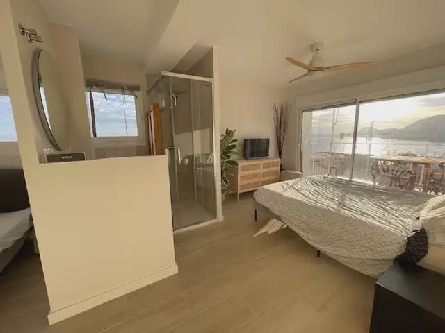 2 slaapkamer Flat te huur in Alicante stad met garage - € 1.500 (Ref: 9915058)