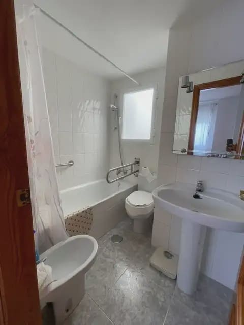 3 bedroom Flat for sale in Muchamiel / Mutxamel - € 199,900 (Ref: 9919189)