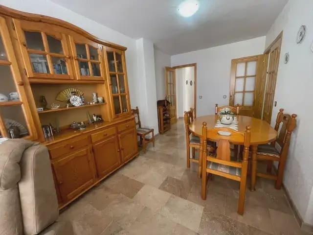 3 bedroom Flat for sale in Muchamiel / Mutxamel - € 199,900 (Ref: 9919189)