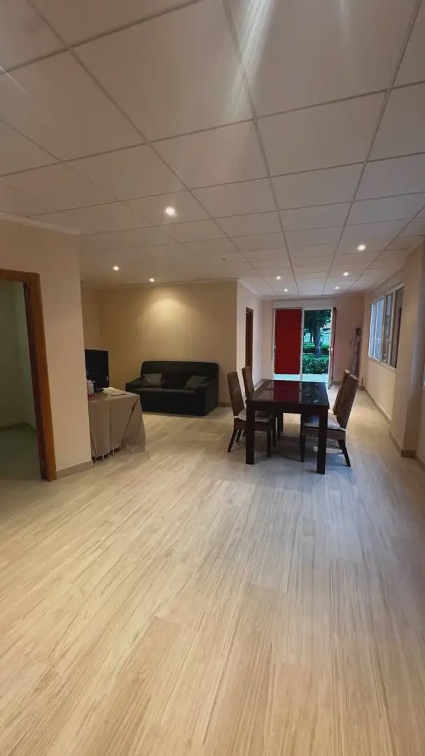 2 Zimmer Wohnung zu vermieten in Alicante / Alacant Stadt mit Pool Garage - 1.150 € (Ref: 9919190)