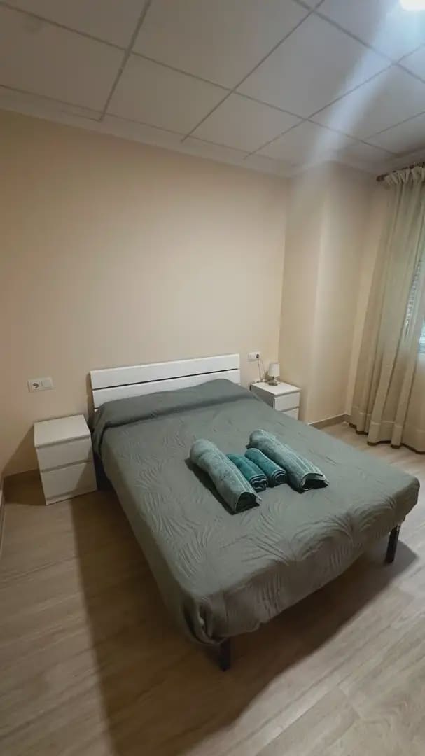 2 Zimmer Wohnung zu vermieten in Alicante / Alacant Stadt mit Pool Garage - 1.150 € (Ref: 9919190)