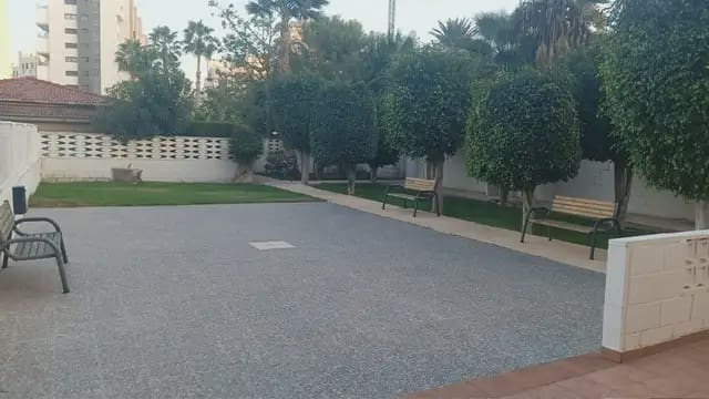 2 Zimmer Wohnung zu vermieten in Alicante / Alacant Stadt mit Pool Garage - 1.150 € (Ref: 9919190)