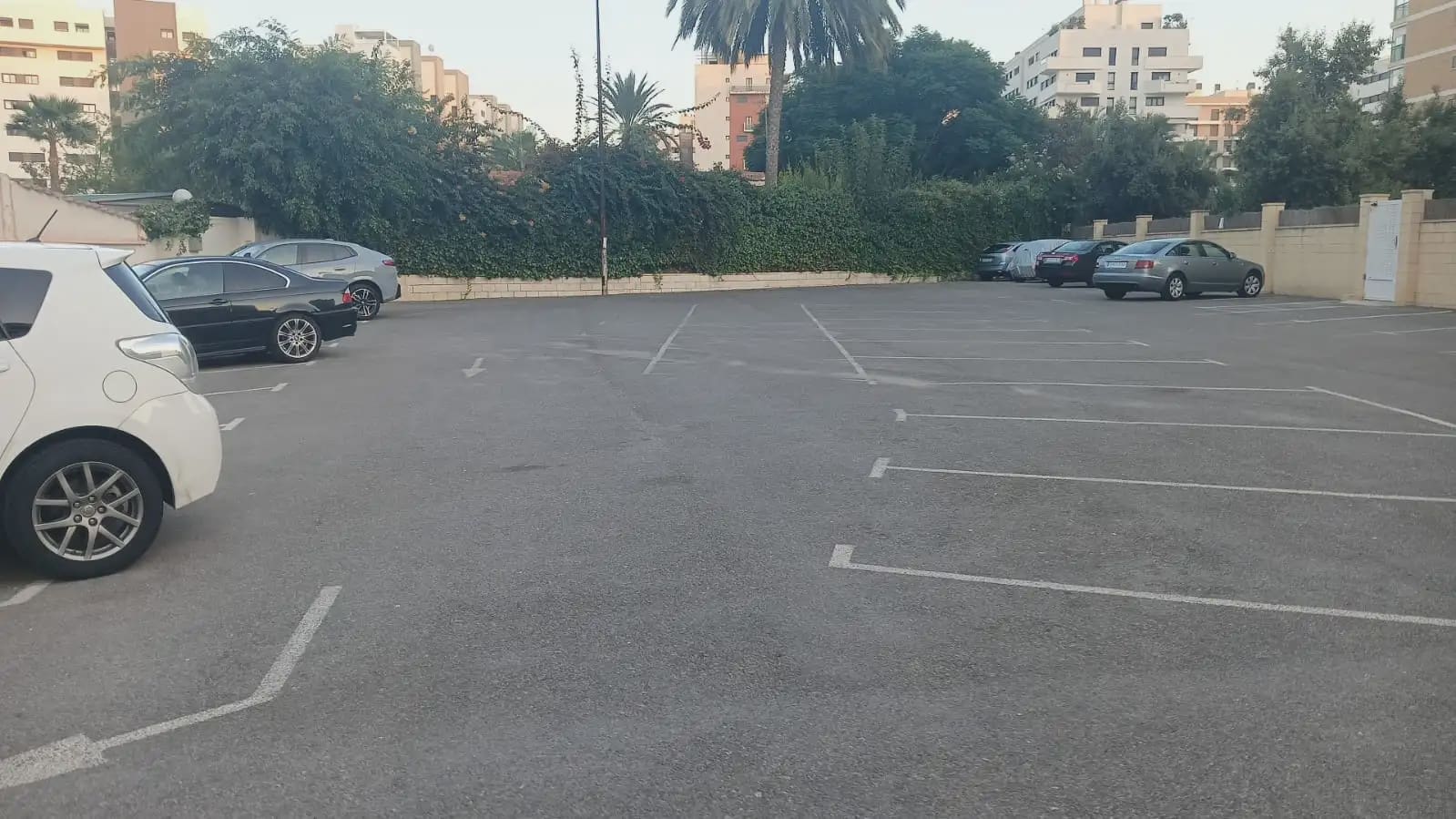 2 Zimmer Wohnung zu vermieten in Alicante / Alacant Stadt mit Pool Garage - 1.150 € (Ref: 9919190)