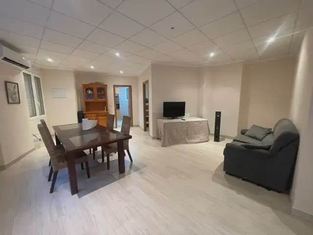 2 slaapkamer Flat te huur in PAU, Alicante stad met zwembad garage - € 1.150 (Ref: 9919190)