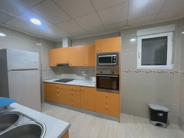 2 slaapkamer Flat te huur in PAU, Alicante stad met zwembad garage - € 1.150 (Ref: 9919190)