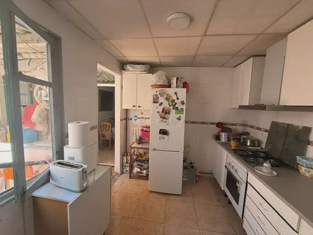 4 soveværelse Lejlighed til salg i Alicante by - € 210.000 (Ref: 9926500)
