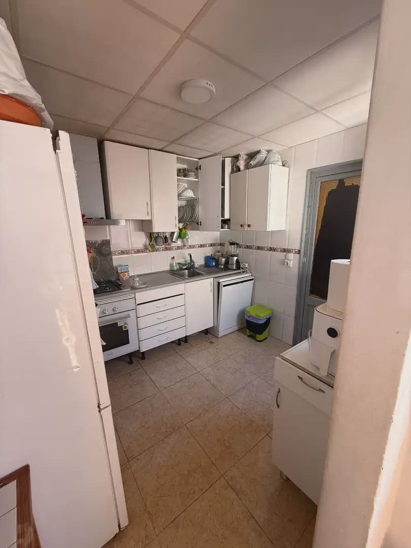 4 soveværelse Lejlighed til salg i Alicante by - € 210.000 (Ref: 9926500)