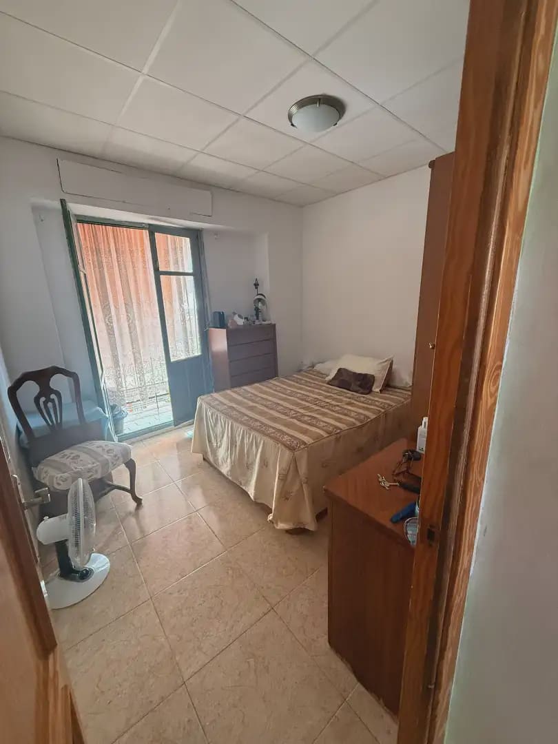 4 soveværelse Lejlighed til salg i Alicante by - € 210.000 (Ref: 9926500)