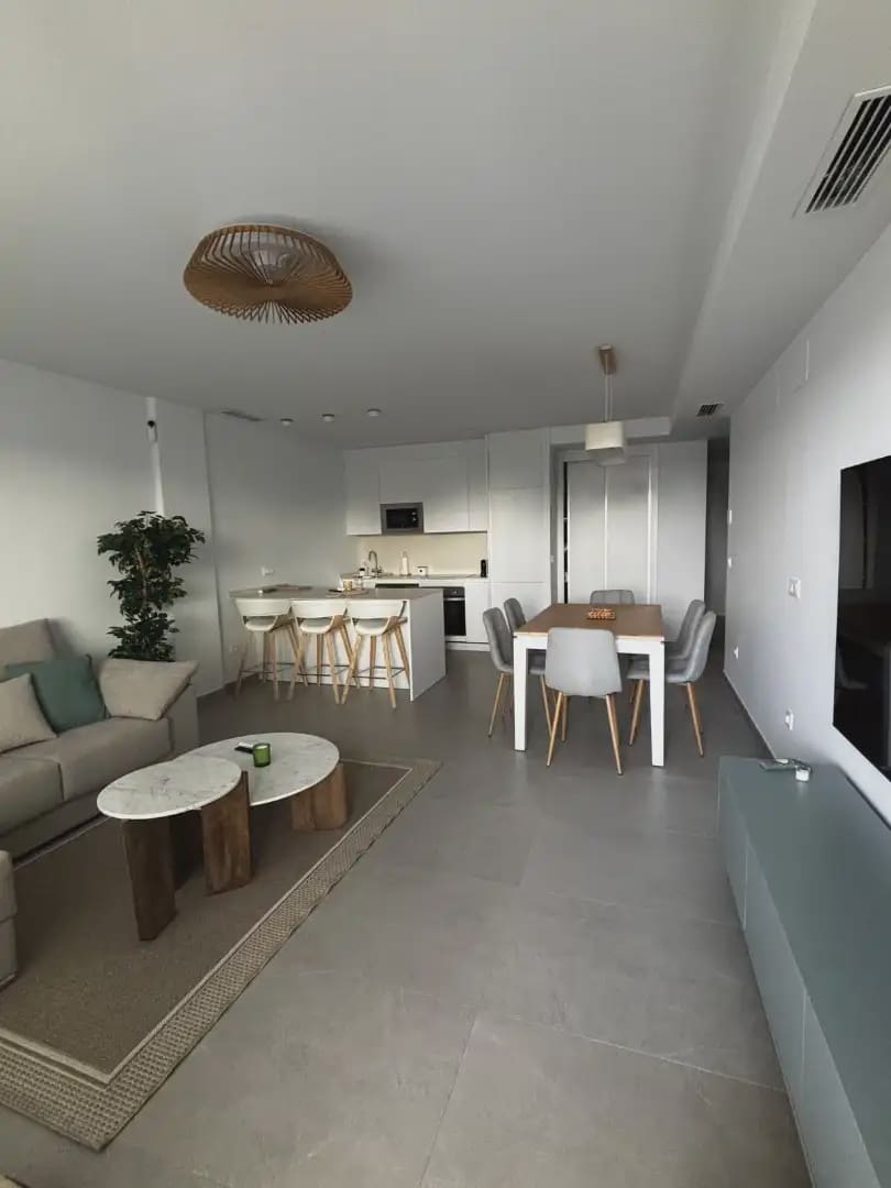 3 sovrum Lägenhet att hyra i El Campello med pool garage - 1 250 € (Ref: 9926588)