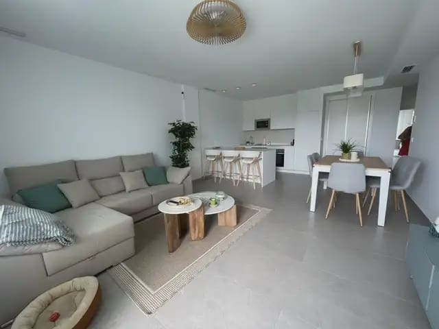 3 sypialnia Mieszkanie do wynajęcia w Playa de Muchavista, El Campello z basenem garażem - 1 250 € (Ref: 9926588)