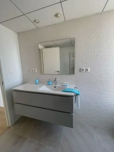 3 bedroom Flat for rent in Alicante / Alacant city with pool garage - € 2,000 (Ref: 9926589)