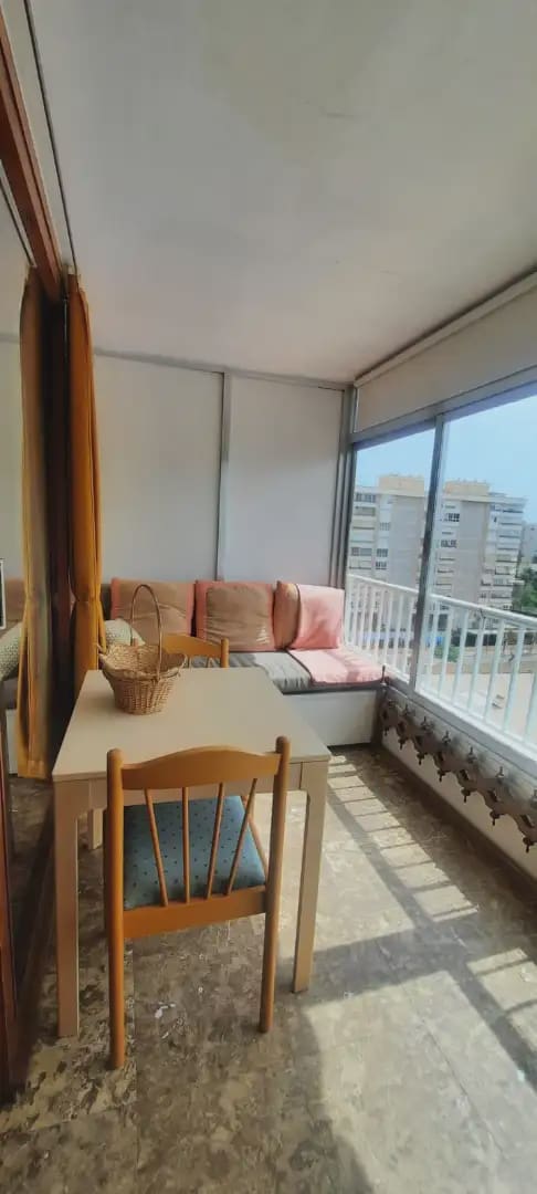 1 bedroom Flat for rent in Alicante / Alacant city with pool garage - € 1,300 (Ref: 9932536)