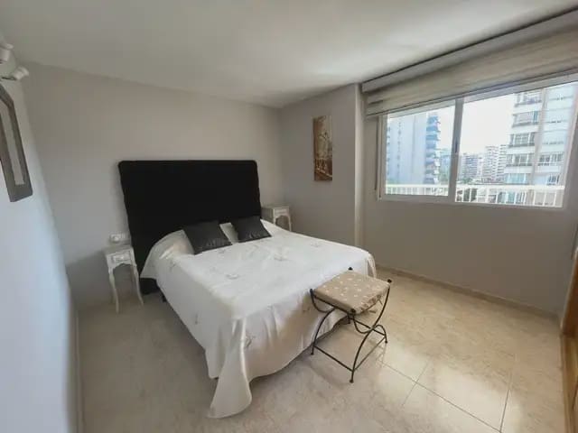 3 quarto Apartamento para venda em Alicante cidade com piscina garagem - 368 000 € (Ref: 9935317)
