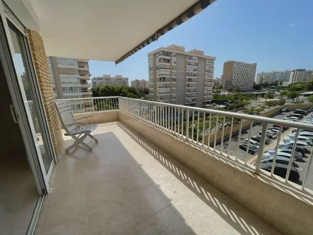 3 slaapkamer Flat te koop in Playa de San Juan, Alicante stad met zwembad garage - € 368.000 (Ref: 9935317)