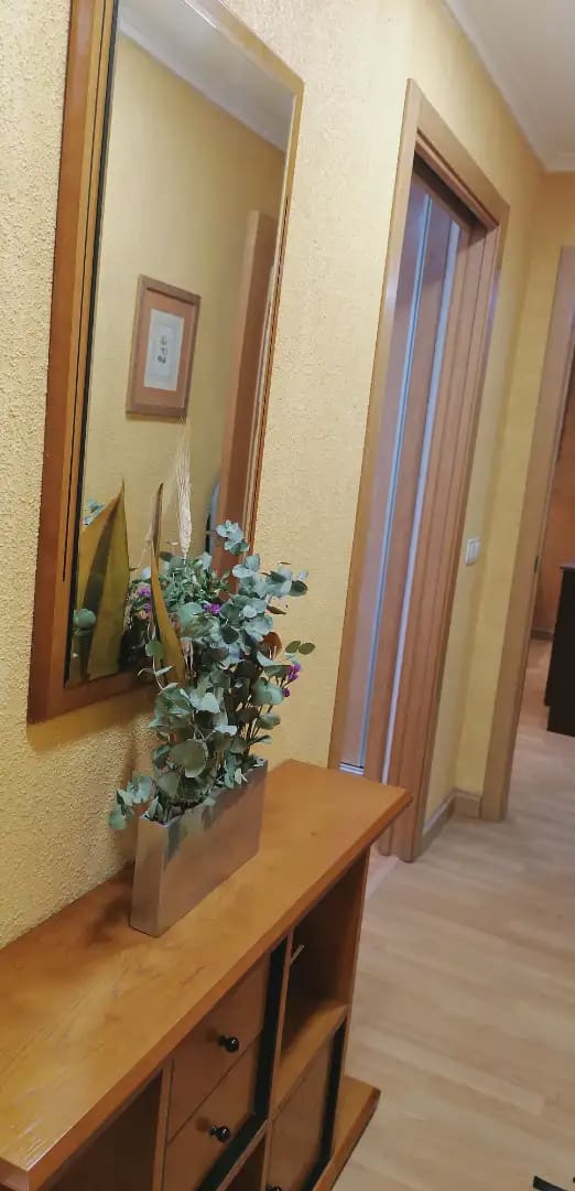 1 bedroom Flat for rent in Alicante / Alacant city with garage - € 1,550 (Ref: 9941572)