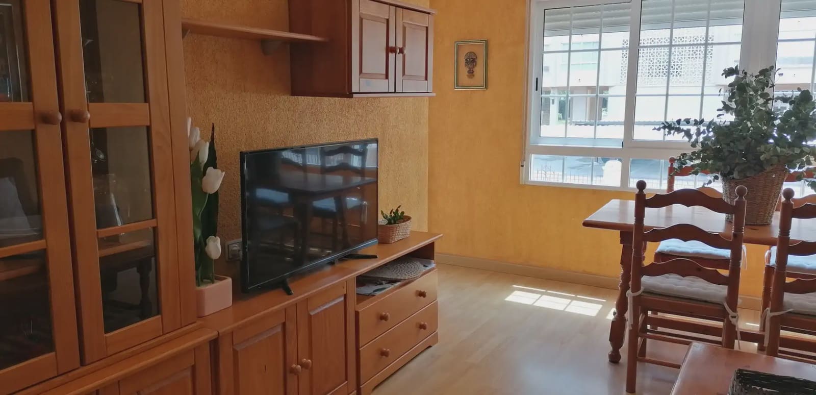 1 bedroom Flat for rent in Alicante / Alacant city with garage - € 1,550 (Ref: 9941572)