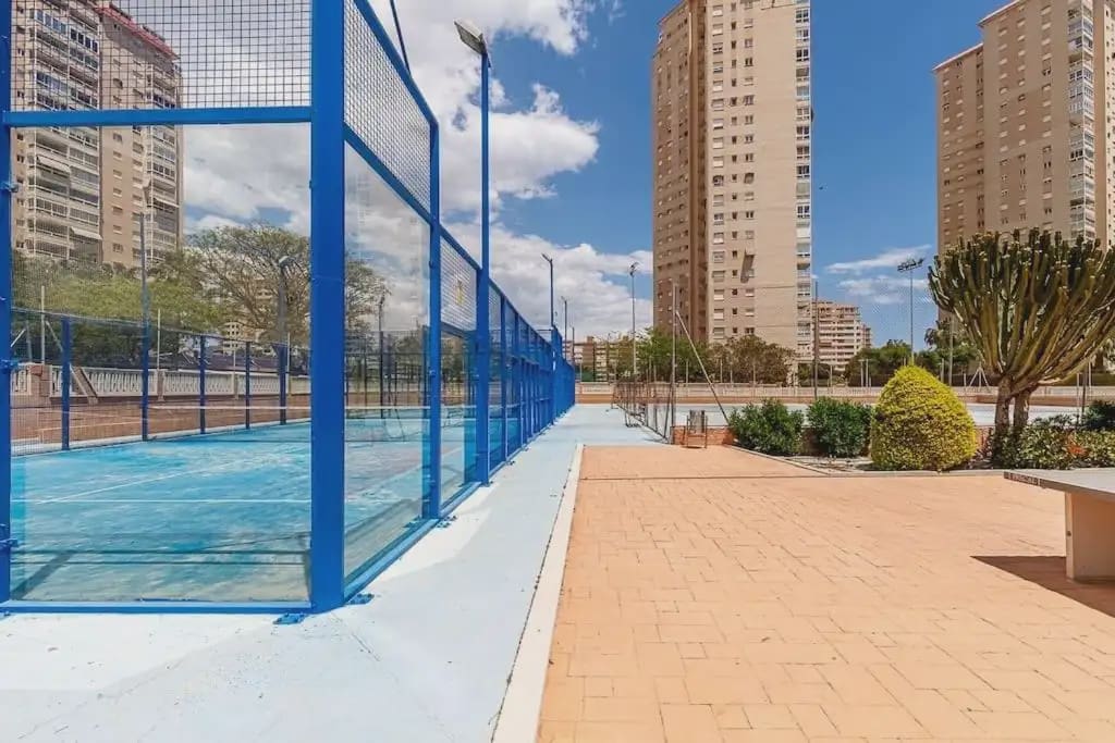 2 quarto Apartamento para arrendar em El Campello com piscina garagem - 1 200 € (Ref: 9941573)