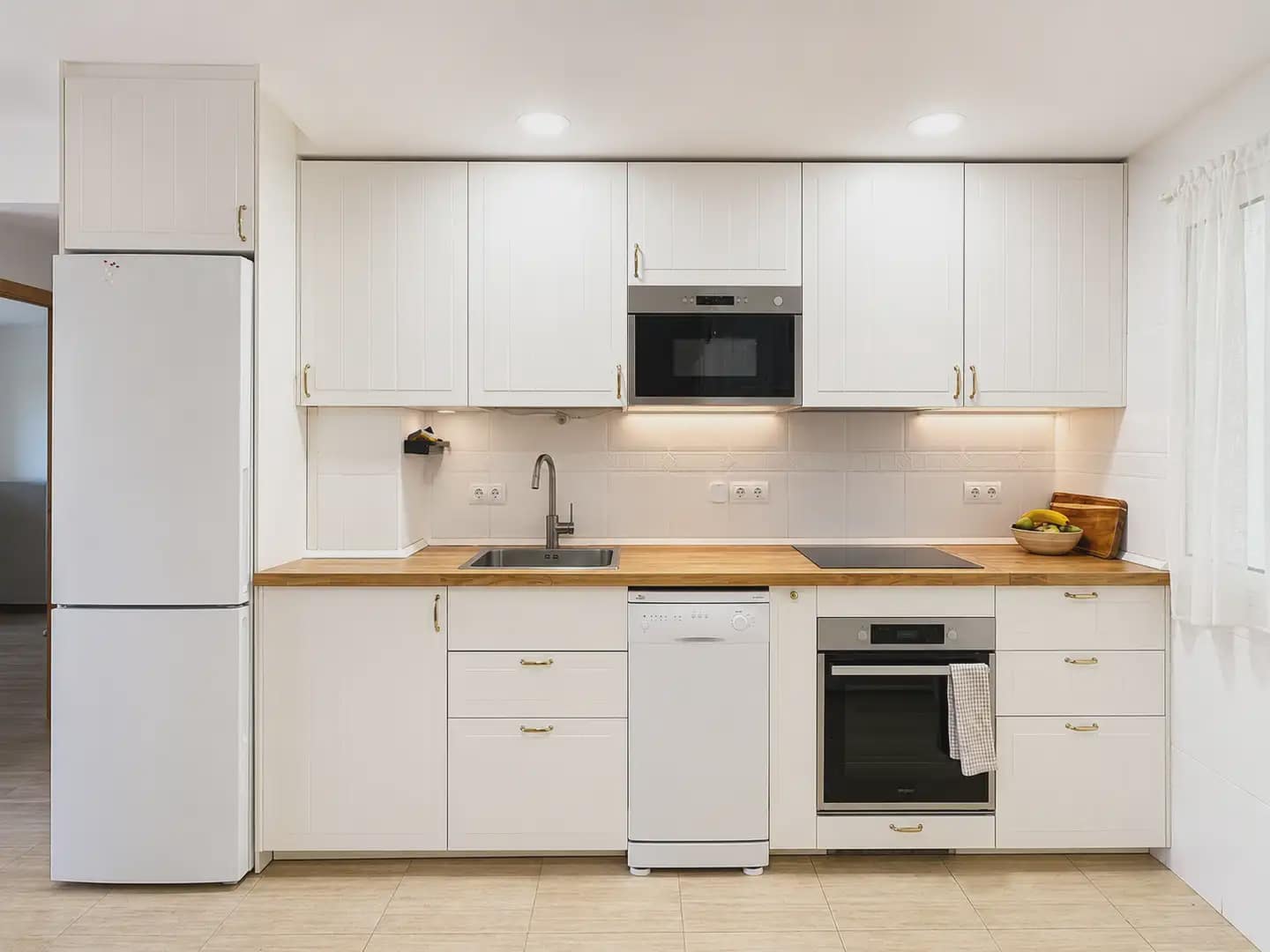2 quarto Apartamento para arrendar em El Campello com piscina garagem - 1 200 € (Ref: 9941573)
