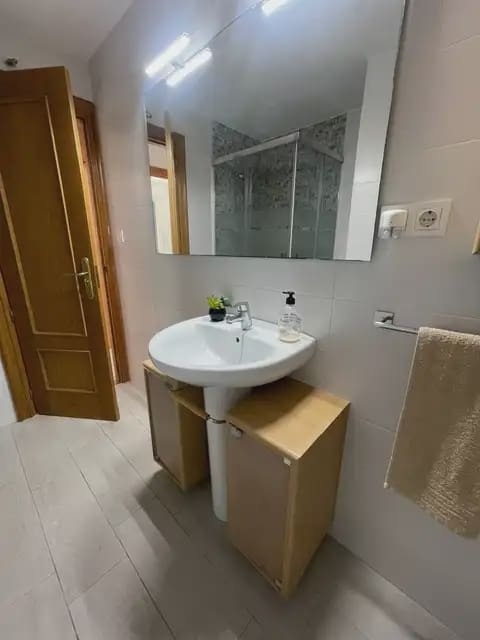 3 soveværelse Lejlighed til leje i Alicante by med garage - € 1.500 (Ref: 9941574)