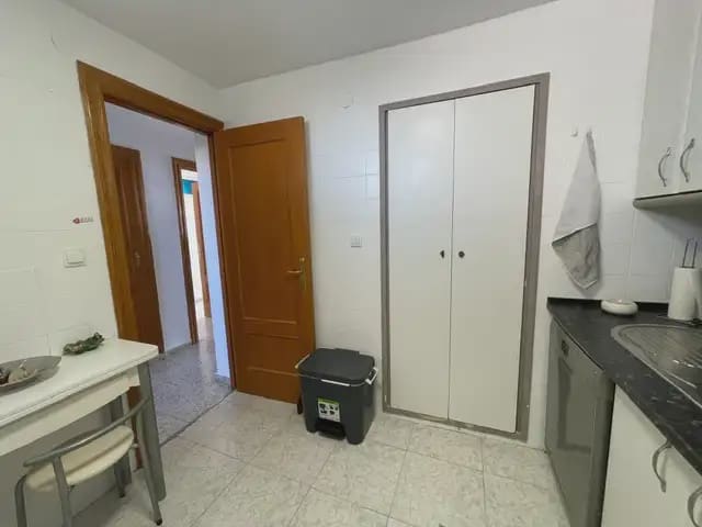3 soveværelse Lejlighed til leje i Alicante by med garage - € 1.500 (Ref: 9941574)