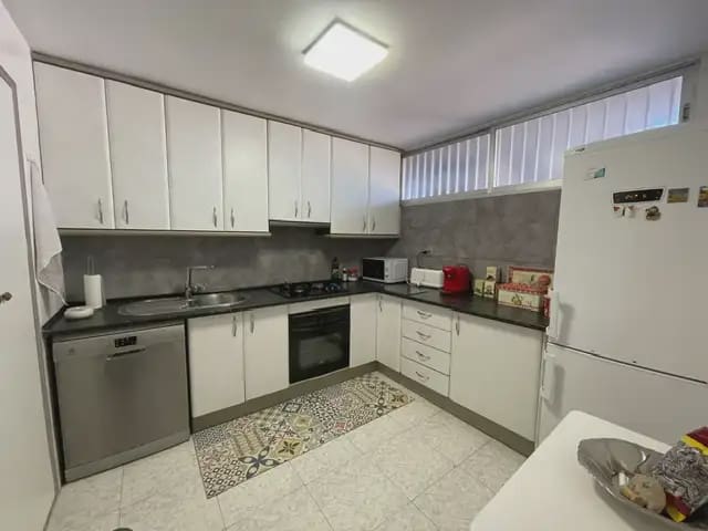 3 soveværelse Lejlighed til leje i Alicante by med garage - € 1.500 (Ref: 9941574)